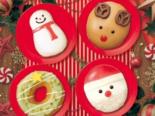 心高鳴るホリデーシーズンにサンタ・トナカイ・スノーマンが大集合！ 『WELCOME HOLIDAY PARTY』
